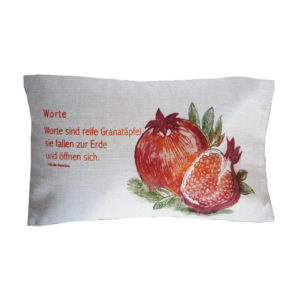 Cushions: pomegranate
